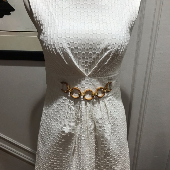 Beautiful white Sandra Darren dress - Picture 2 of 6